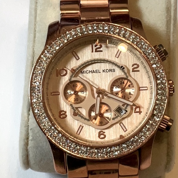 Michael Kors 5003 Rose Gold Fashion Watch Chunky Link Bracelet EUC - Picture 2 of 11